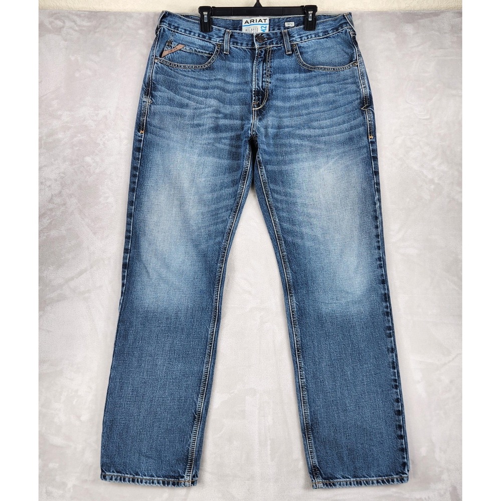 Ariat Jeans Mens 38x34 Blue Medium Wash Denim M2 Relaxed Boot Cut Cleveland